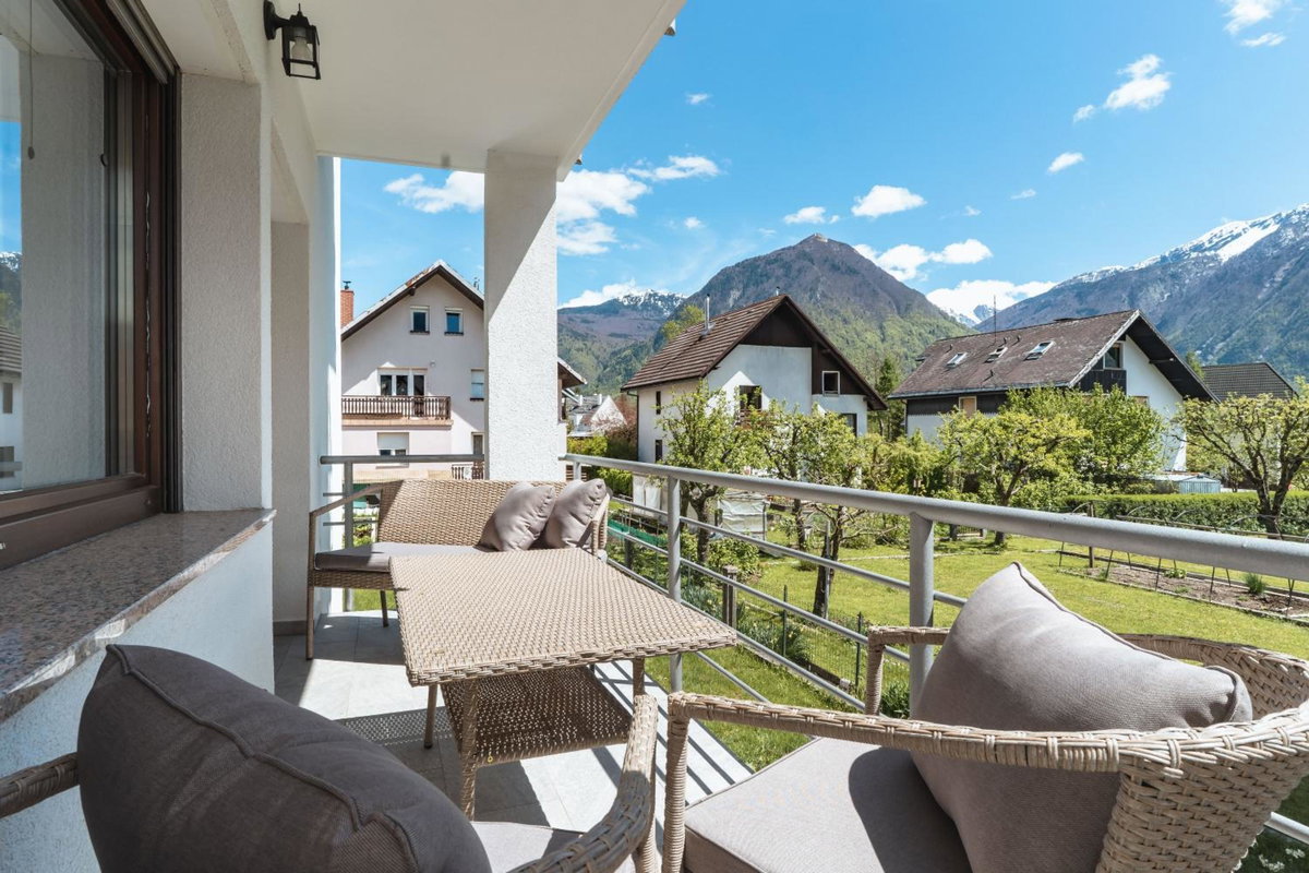 Julian Manor apartments, Slovénie