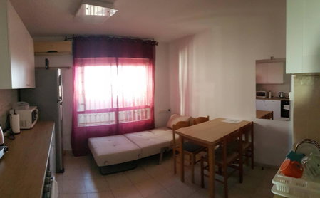 Cozy Flat with Parking well-placed near TLV Airport, Lod, Israel