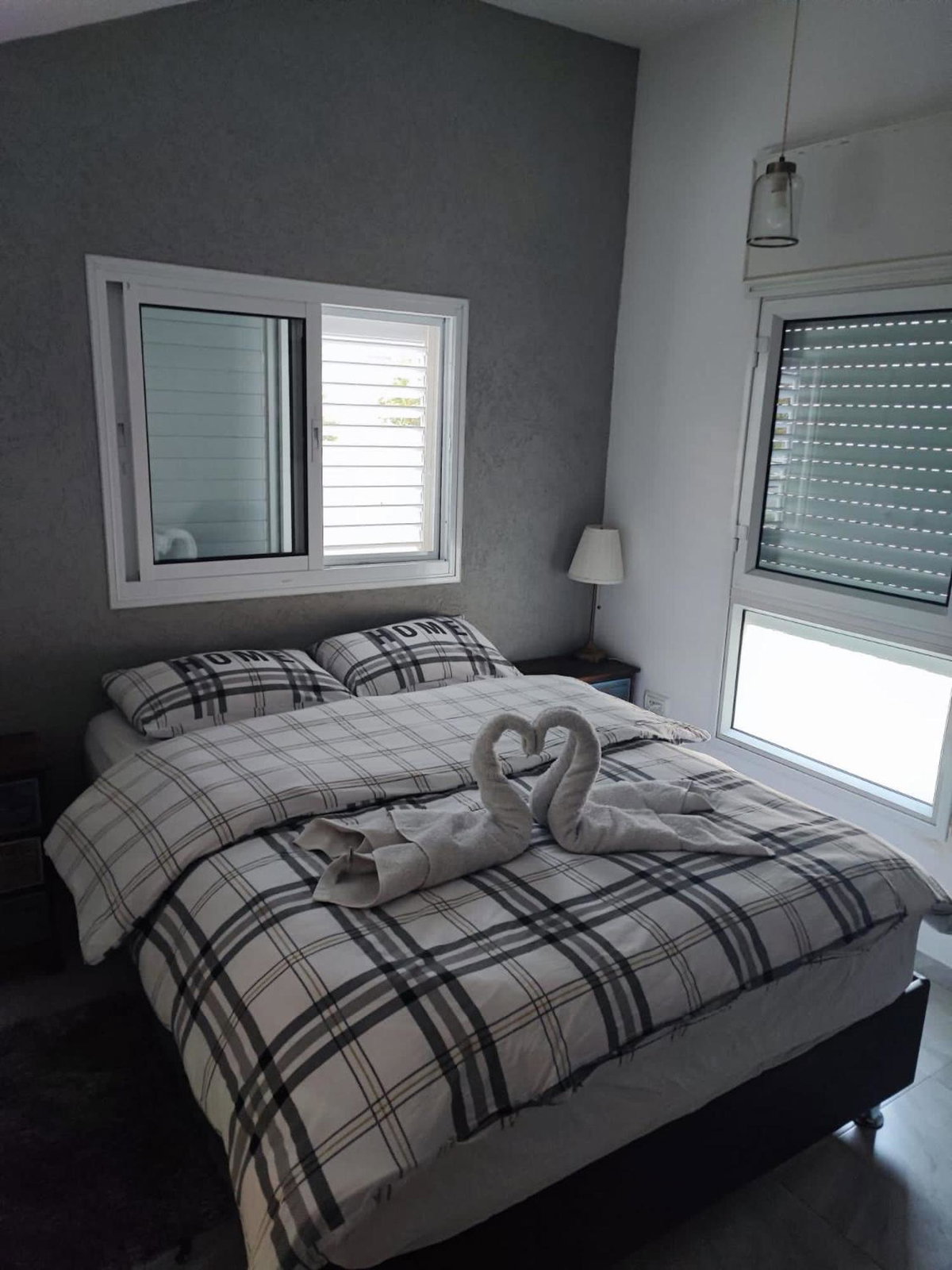 Studio avraham, Israel