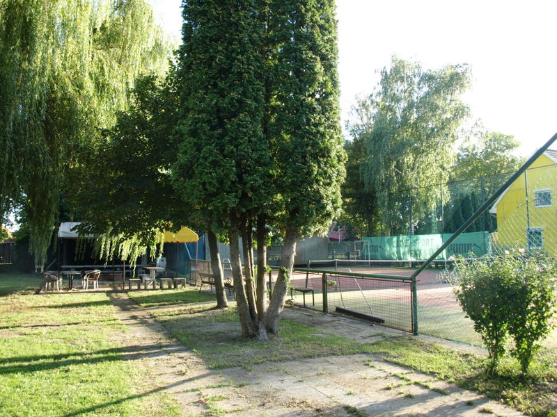 Garden Club Panzió, Balatonmáriafürdő, Hungría