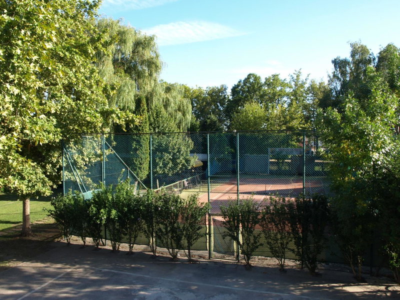 Garden Club Panzió, Balatonmáriafürdő, Hungría