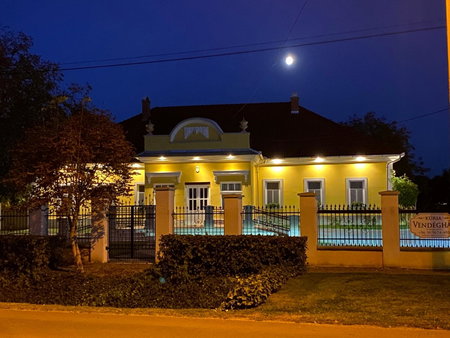 Kúria Vendégház, Mezokovesd, Hungary