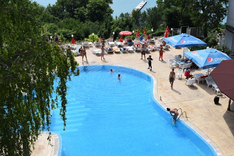 Ahilea Hotel - Free Pool Access, Balchik, Bulgaria