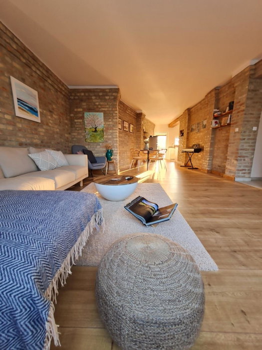 Art Gallery Apartment, Nove Zamky, Slovakia