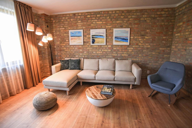 Art Gallery Apartment, Nove Zamky, Slovakia