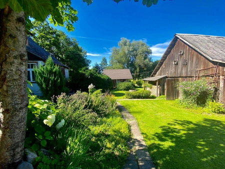 Bright and cosy place at rustic house, Vecumnieki, Latvia