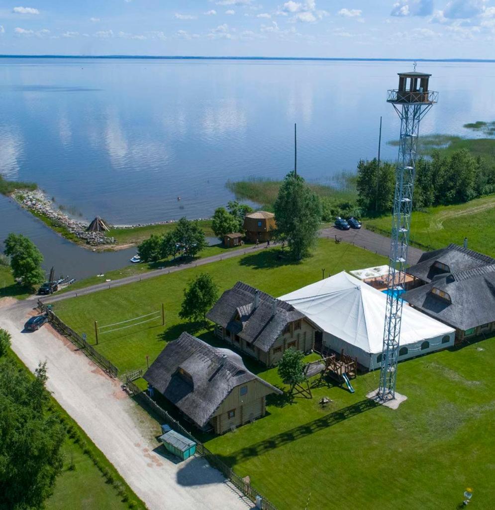 Järveveere Puhkekeskus, Estland