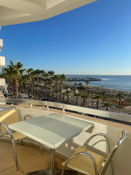 Alex Beach Apartment 34, Larnaka, Кипр