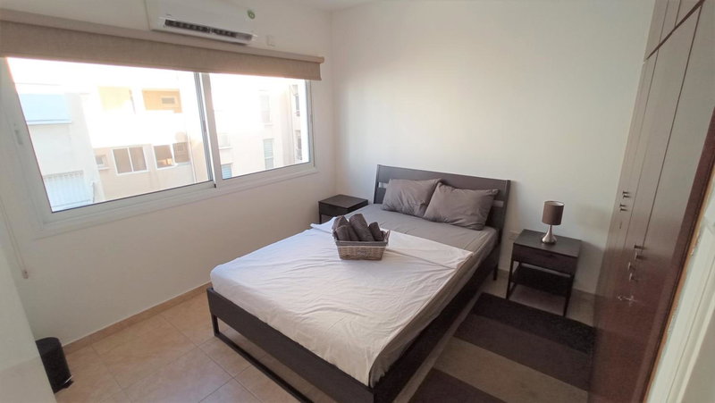 5 min to the Beach Holiday Shared Apartment - private ROOM in 3 bdr Apt, Larnaca, Cyprus