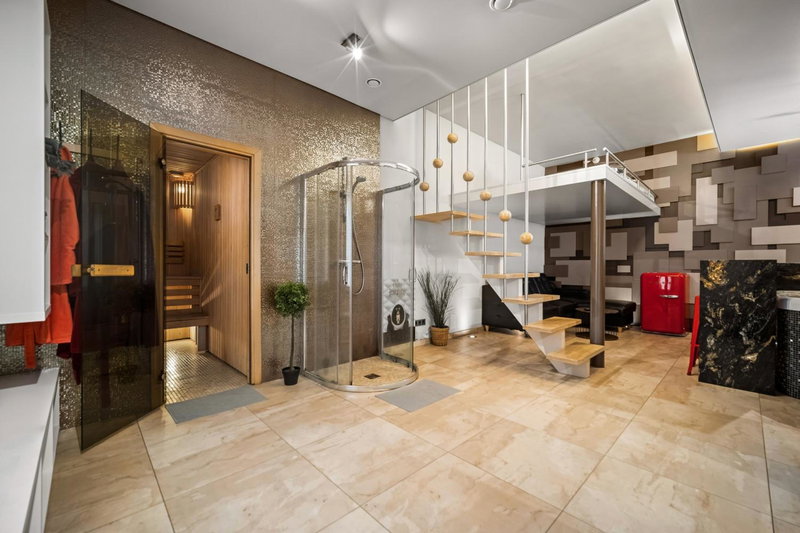 Secret Lounge - Cozy Studio with Sauna and Jacuzzi, Vilnius, Литва