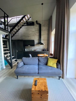 G - Owl Jazz -Modern loft type apartment 18 with big roof terrace and free private parking, Kaunas, Lituania