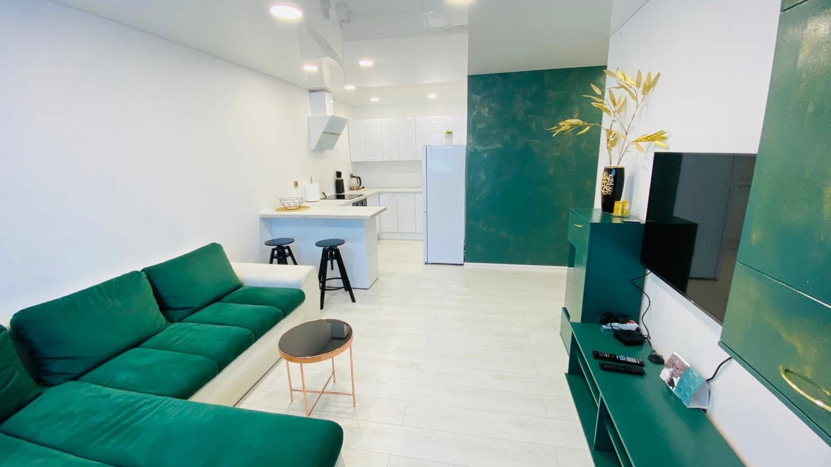 Green & White Apartament, Lithuania