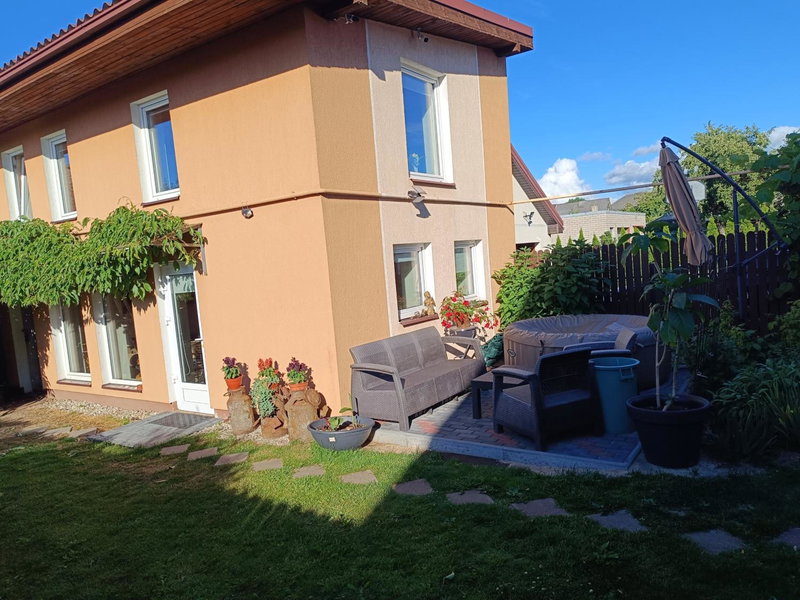 Namelis uždarame kieme, Šiauliai, Litauen