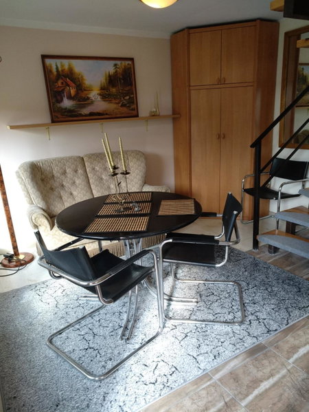 Namelis uždarame kieme, Šiauliai, Litauen