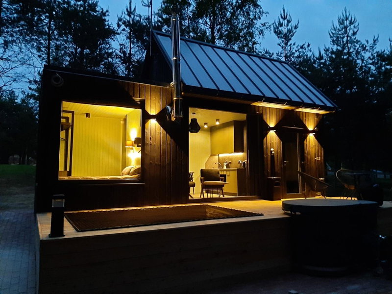 BRENDIS -'Virš Ąžuolų' - Forest SPA - FREE jacuzzi, Paplatelė, Lithuania