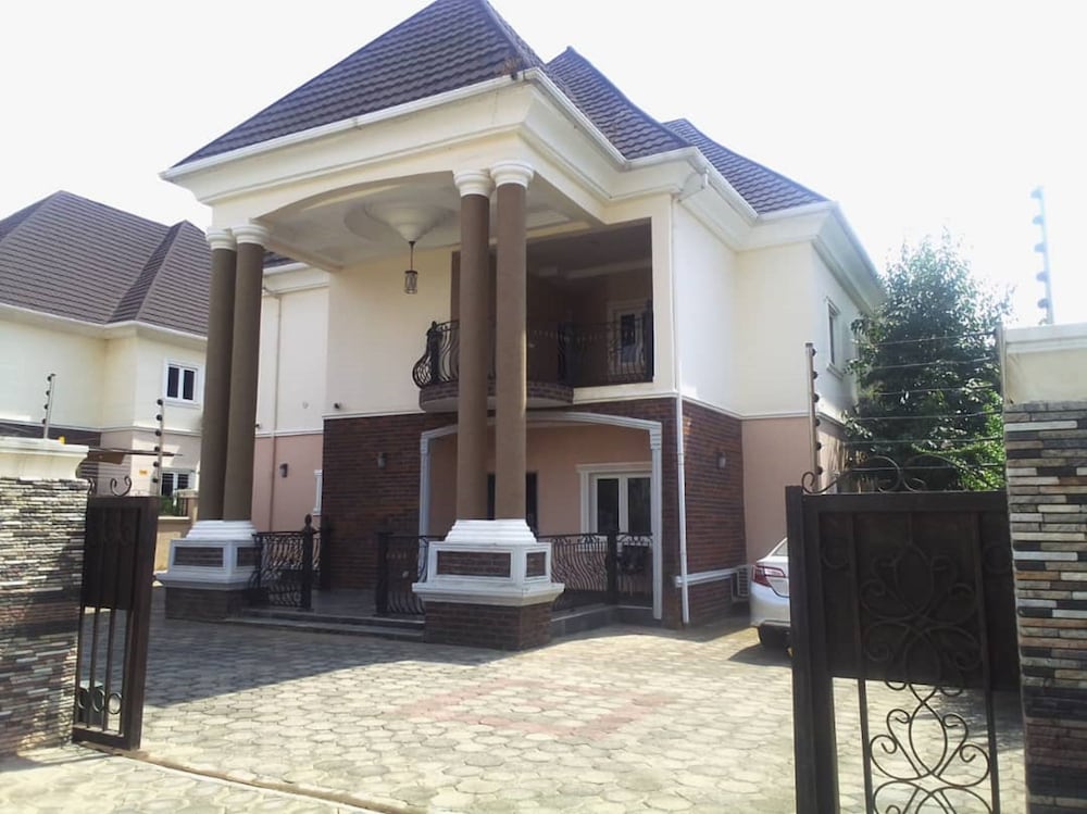 House 216 Abuja, Nigeria