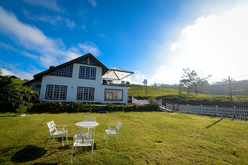 The Tea Garden, Nuwara Eliya, Sri Lanka
