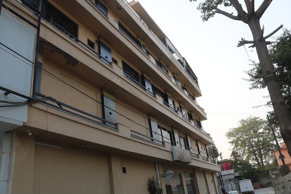 Rysons Continental Hotel, Pakistan
