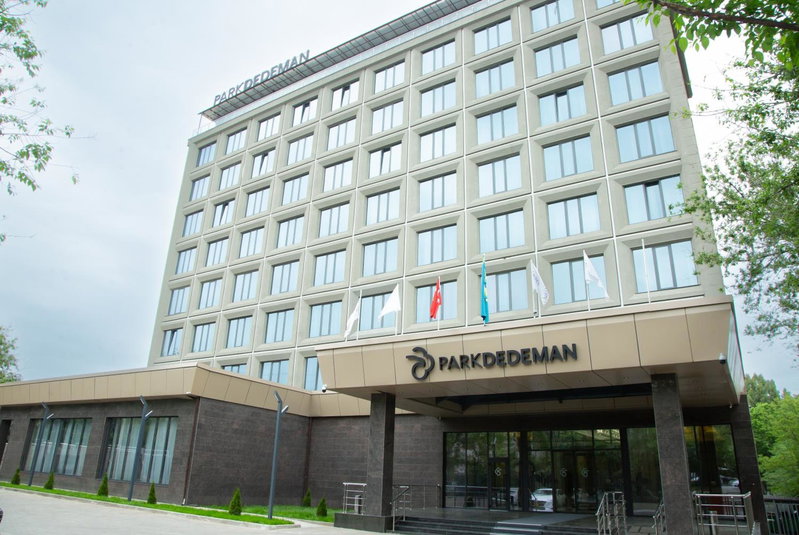 Park Dedeman Almaty, Almaty, Kazajistán