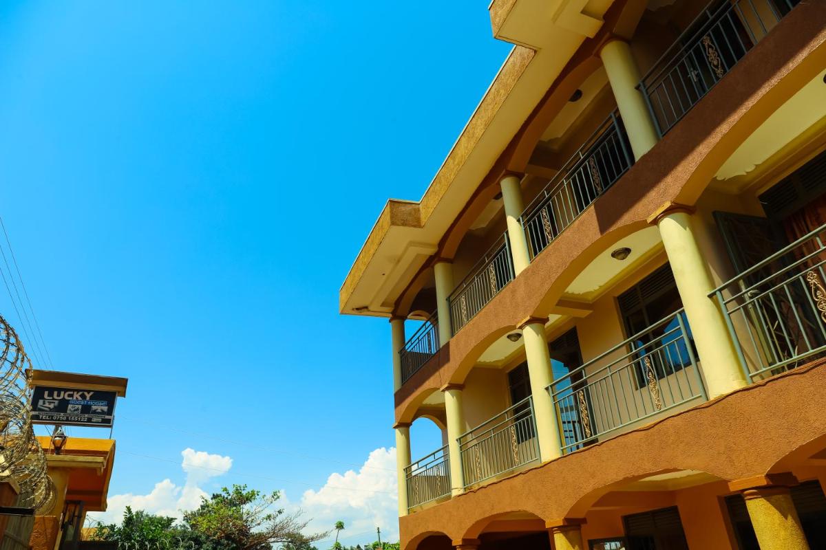 Lucky Guest House, Uganda