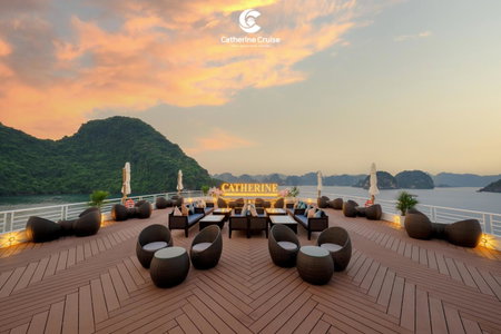 Catherine Cruise Halong, Ha Long, Vietnam