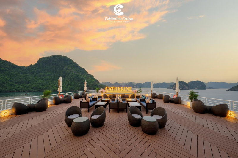 Catherine Cruise Halong, Ha Long, Vietnam