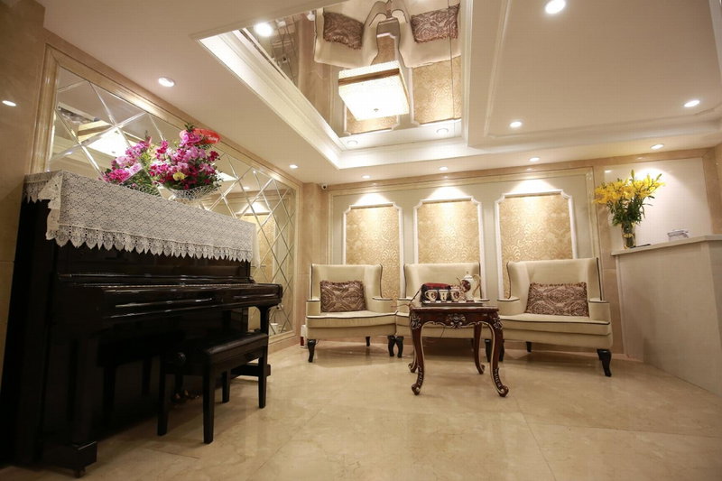 Little Hanoi Deluxe Hotel, Ханой, Вьетнам