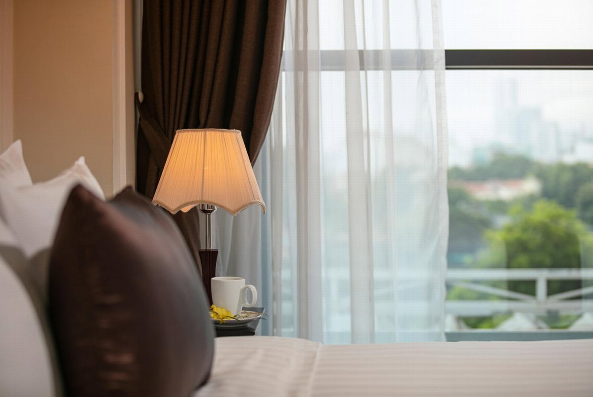 Adonis Hotel, Vietnam