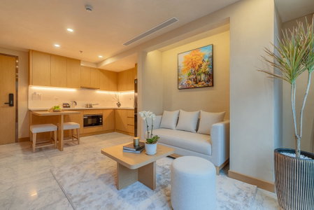 The Five Suites Lilas, Hanoi, Vietnam