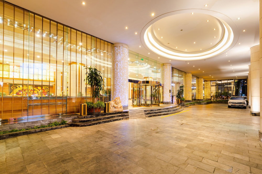 Hotel · Muong Thanh Luxury Quang Ninh Hotel, Ha Long