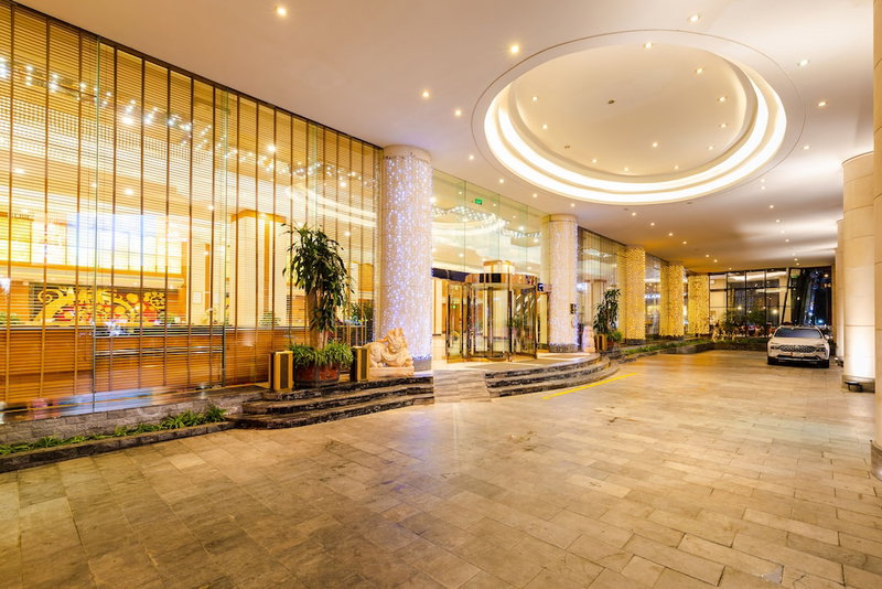 Muong Thanh Luxury Quang Ninh Hotel, Ha Long, Vietnam