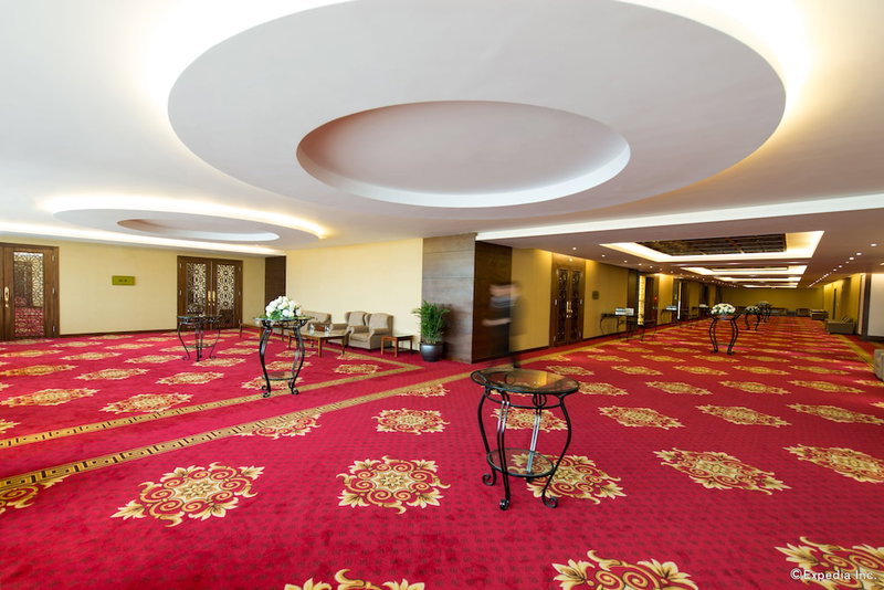Muong Thanh Luxury Quang Ninh Hotel, Ha Long, Vietnam