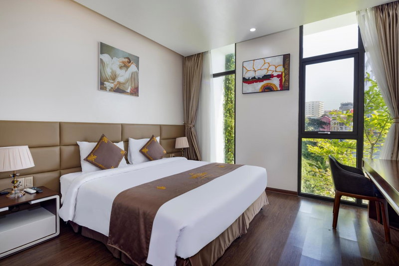 Diamond Luxury Hotel, Ha Long, Vietnam