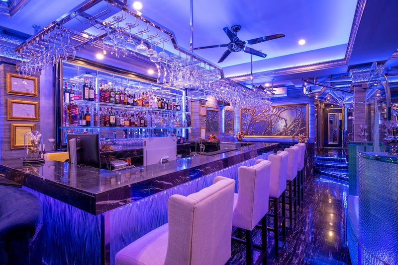 The Globe Hotel Bar and Restaurant, พัทยา, ประเทศไทย
