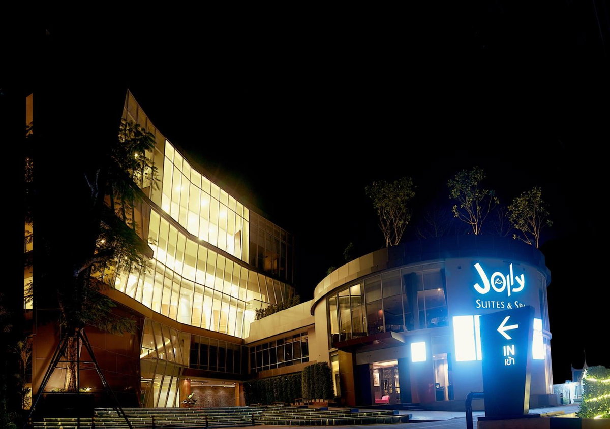 Hotel · Jolly Suites&Spa Petkasem, Krathum Baen