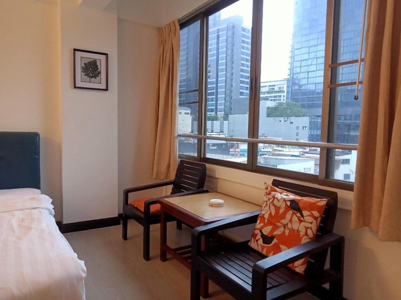 Crown BTS Nana Hotel, มักกะสัน, ประเทศไทย