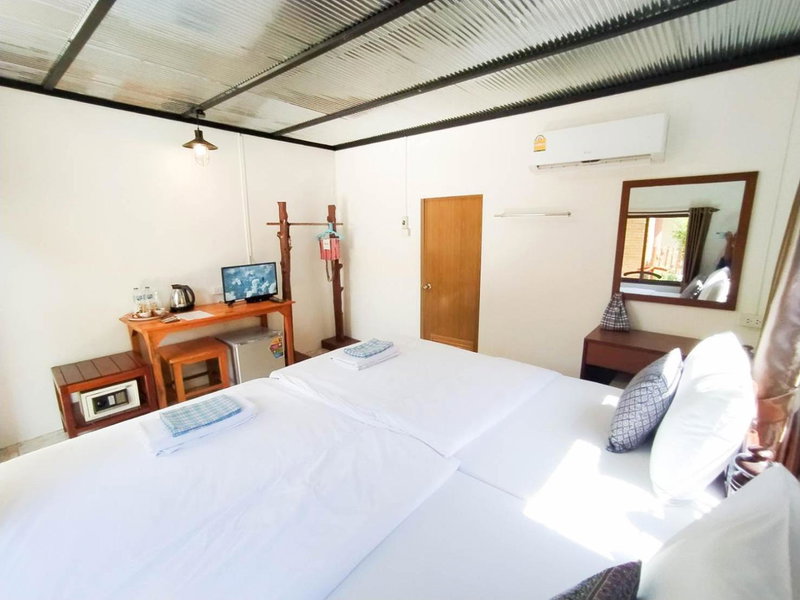 Samet Bellhouse, Ban Phe, ประเทศไทย