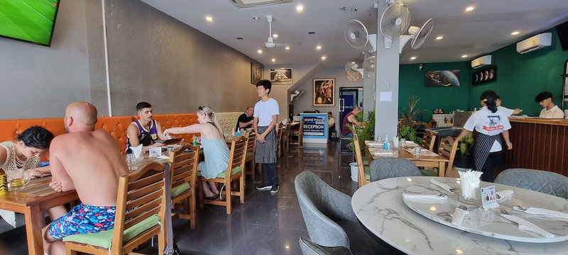 Island Patong Beachfront Apartments, Patong, Таиланд