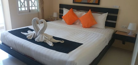 Island Patong Beachfront Apartments, Patong, Таиланд