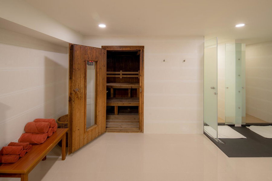 Alexander Hotel, มักกะสัน, ประเทศไทย