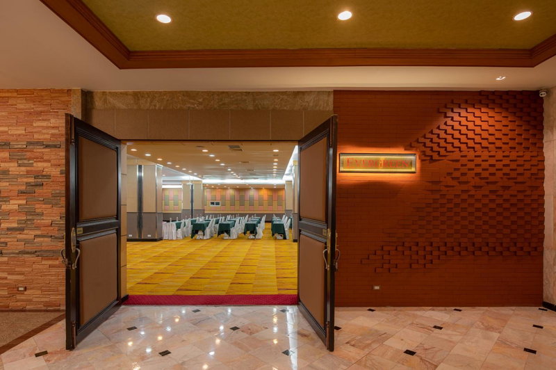 Alexander Hotel, มักกะสัน, ประเทศไทย