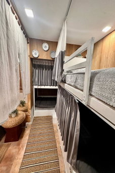 Blu Cabin Ari Stylish Gay Poshtel, มักกะสัน, ประเทศไทย
