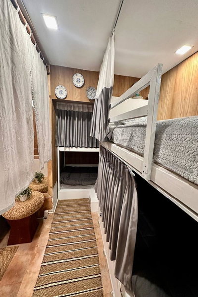 Blu Cabin Ari Stylish Gay Poshtel, มักกะสัน, ประเทศไทย