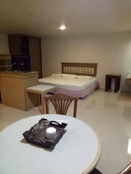 Tongpoon Hotel, Bangkok, Thailand