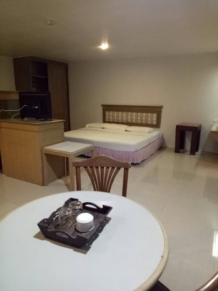 Tongpoon Hotel, Bangkok, Thailand
