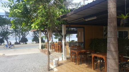 Yellow House Rayong, Ban Phe, ประเทศไทย