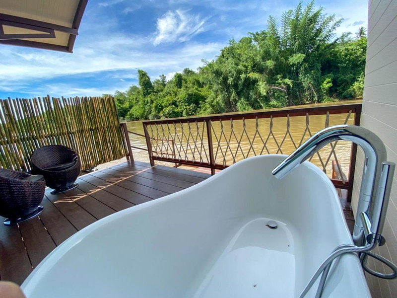 Binlha Raft Resort, Sai Yok, ประเทศไทย