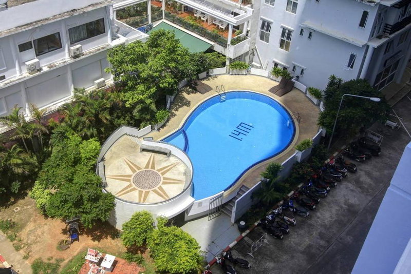 Patong Tower by United 21 Thailand, Patong Beach, Thaïlande