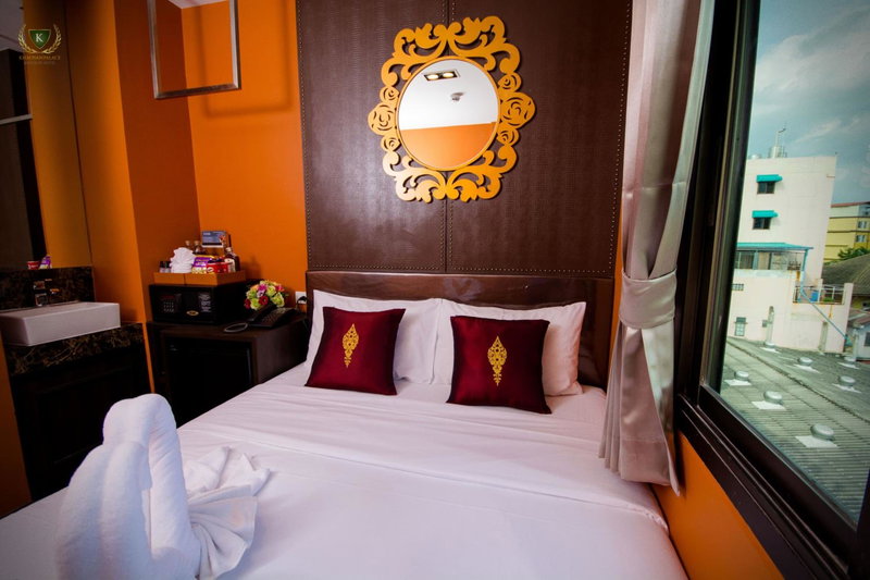 Violet Tower at Khaosan Palace, Bangkok, ประเทศไทย