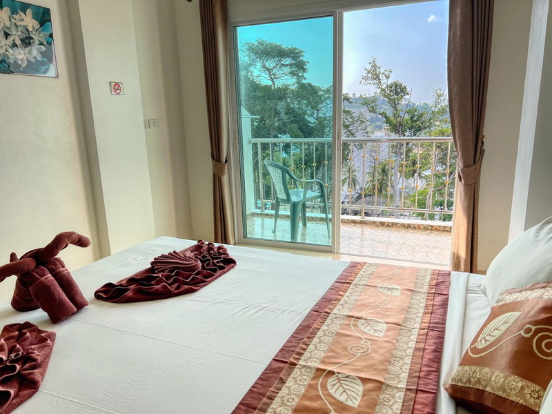 Sea View Apartments, คาทุ, ประเทศไทย